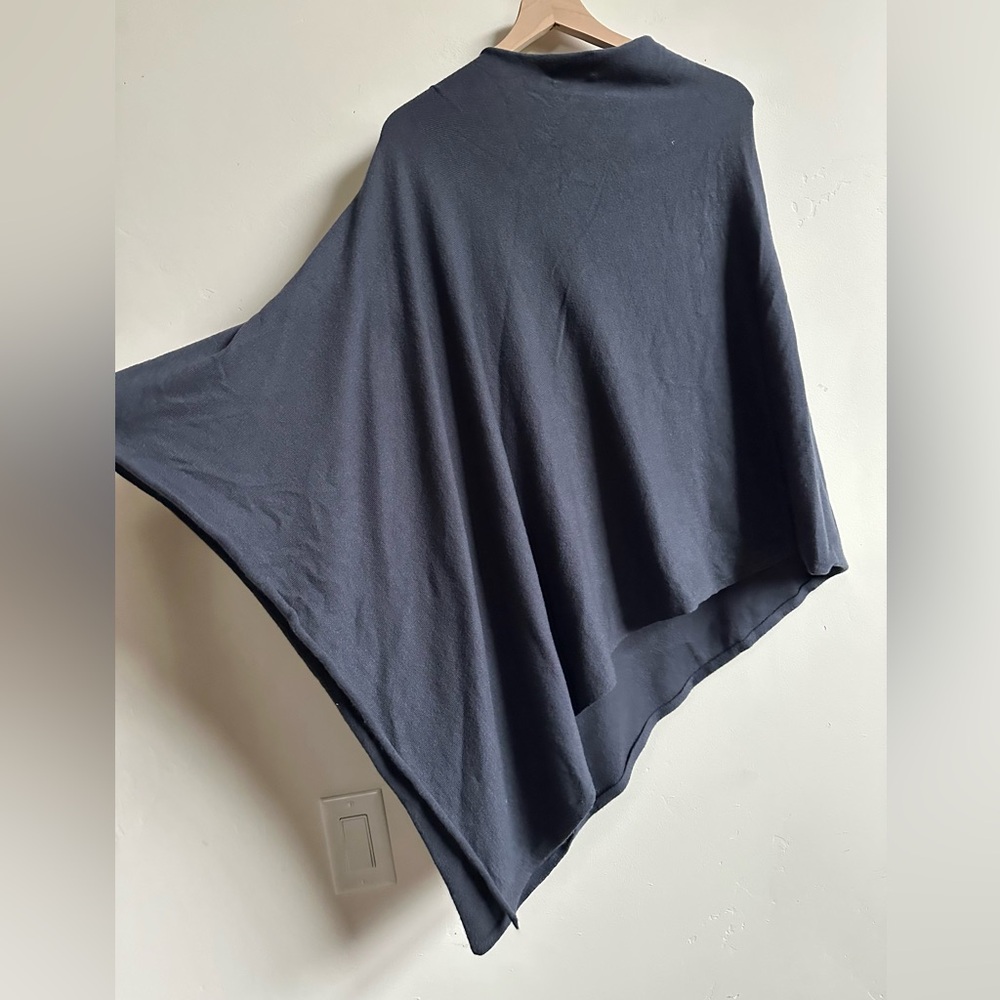 Very Cozy & Soft Dark Blue Poncho - Picture 3 of 5